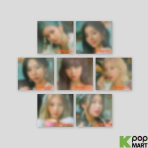 PURPLE KISS Mini Album Vol. 4 - Geekyland (Digipack Ver.) (Random)
